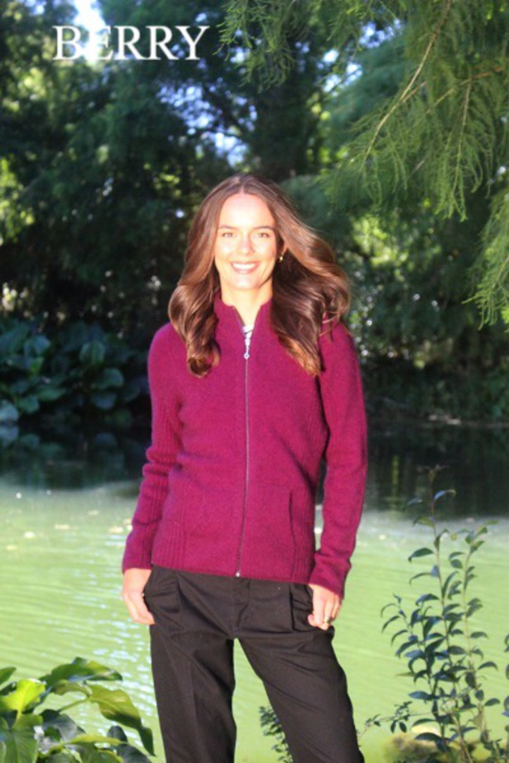 Lothlorian Merino Possum Womens Rib Detail Jacket with Pockets image 3